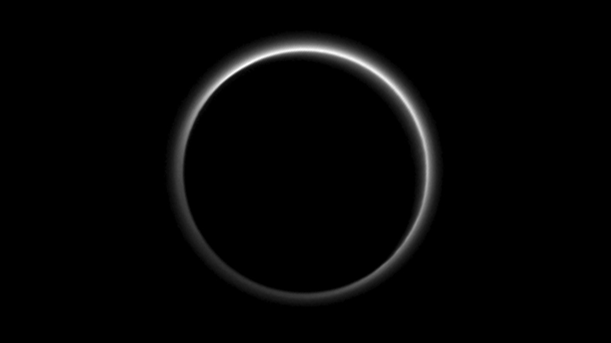01 Stern 05 Pluto HazeNEW